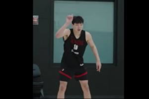 开拓者晒训练集锦：杨瀚森空接+劈扣来去自如 跟队友也相谈甚欢
